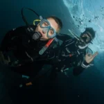 explorer le monde passionnant des emplois en plongée sous-marine