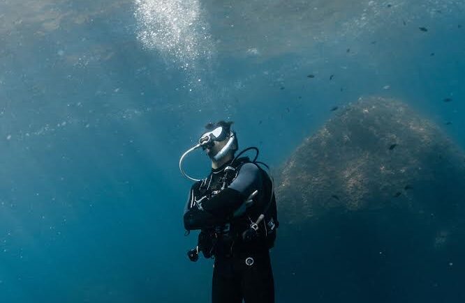 Commercial Diving Jobs: How to Navigate the Industry and Find Success